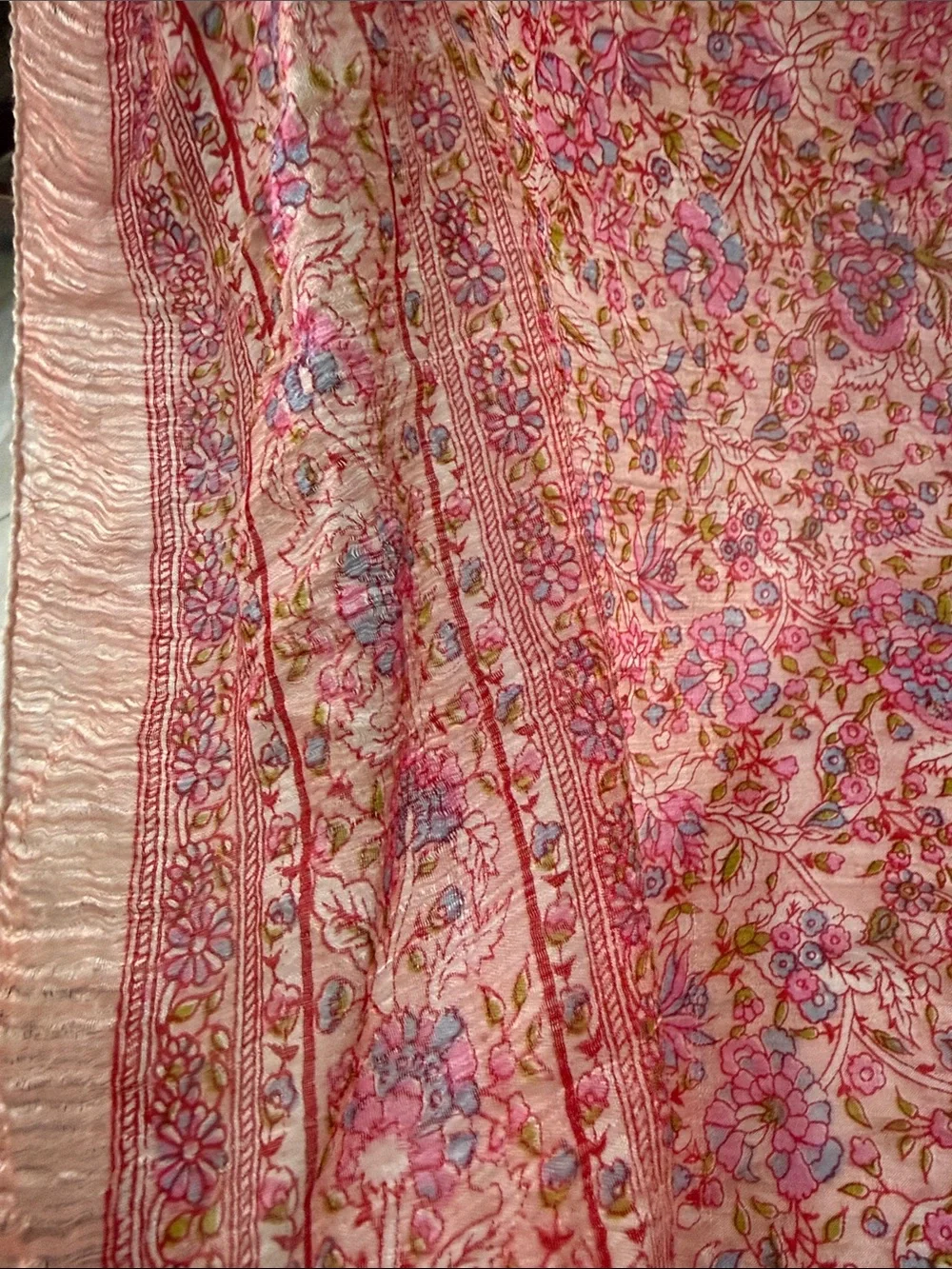 Vintage Delicate Pink Floral Silk Scarf 🧣 Hand Rolled edges 30”x34”